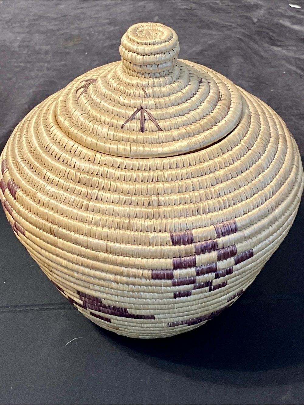 Beautiful Vintage Alaskan Inuit Yupik Lidded Basket Native American